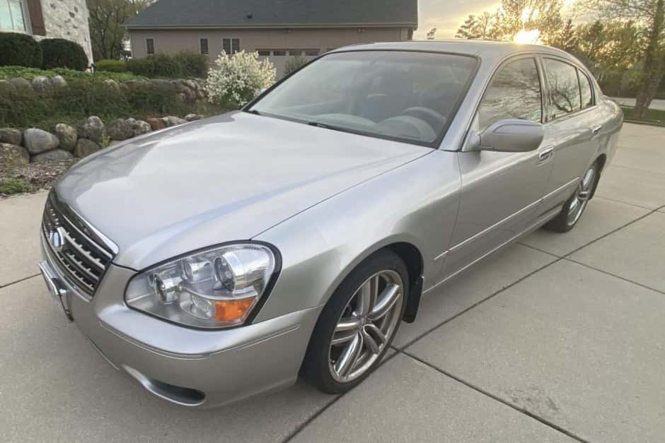 2006 Infiniti Q45 sold for $9,850