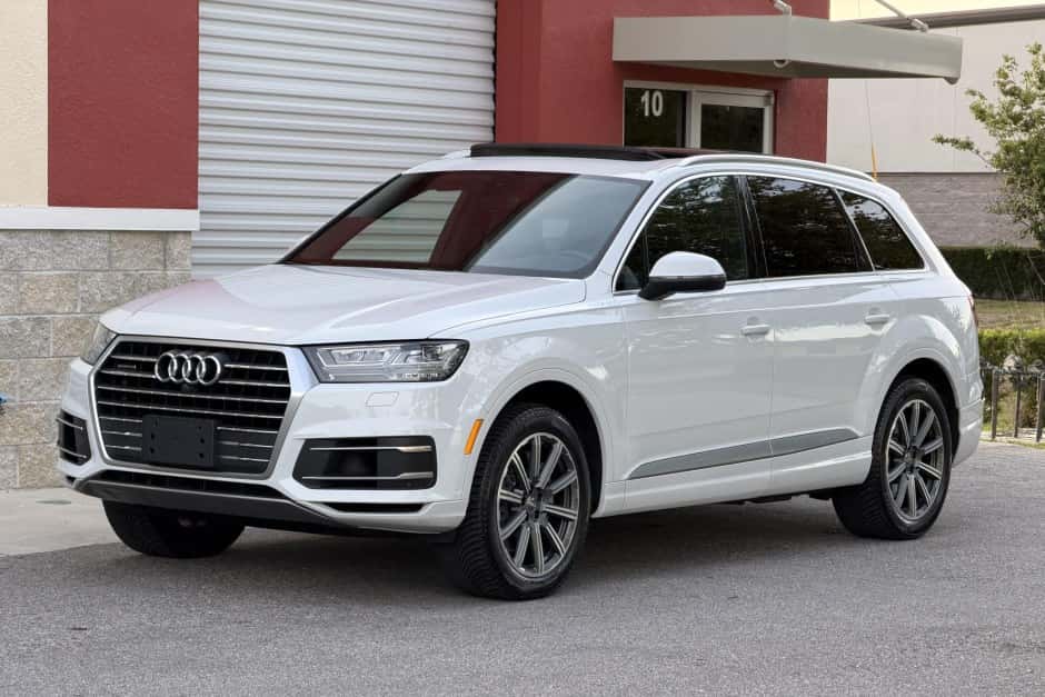 2017 Audi Q7 sold for $12,000