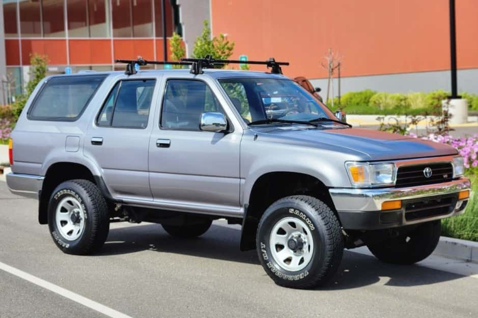 1994 Toyota 4Runner (N120) sold for $9,600
