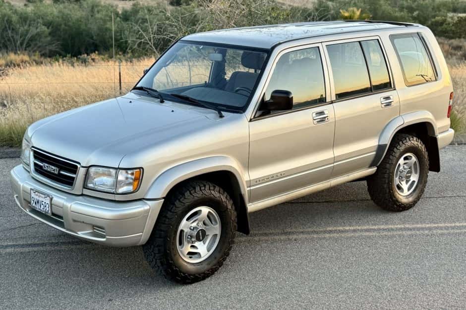1998 Isuzu Trooper sold for $13,250