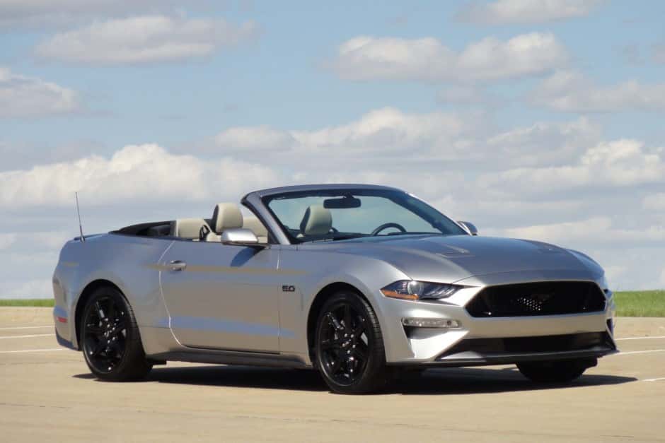 2020 Ford Mustang S550 sold for $33,000