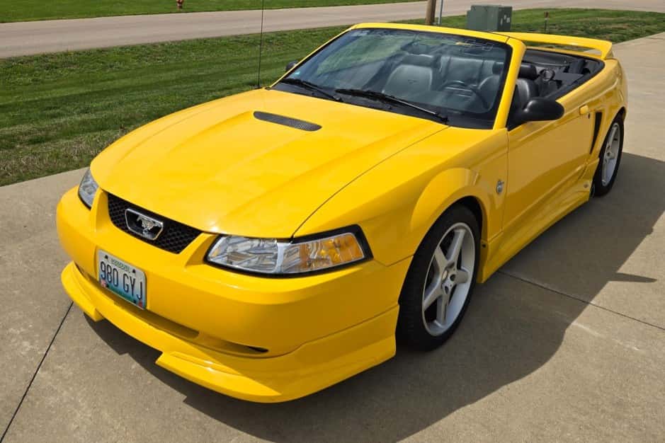 1999 Ford Mustang SN95 1994-2004 sold for $16,000