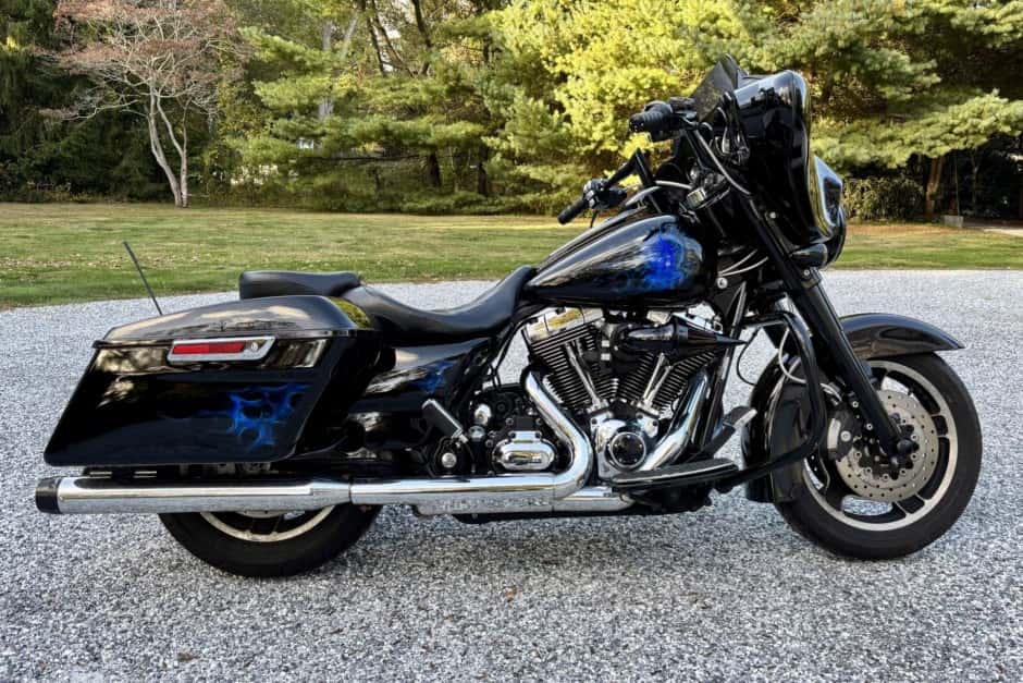 2009 Harley-Davidson Touring sold for $4,600