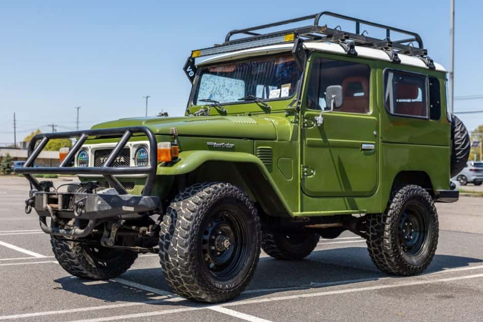 1984 Toyota Land Cruiser FJ40 sold for $38,000