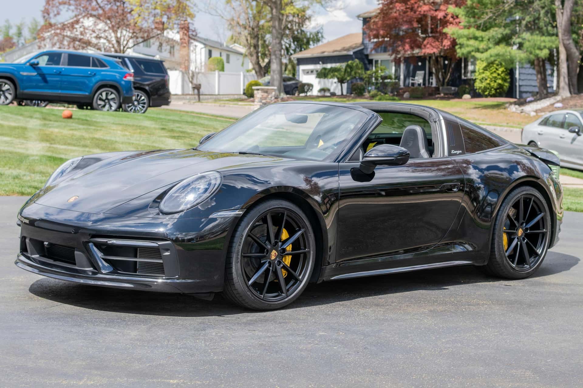 2021 Porsche 992 911 sold for $142,500