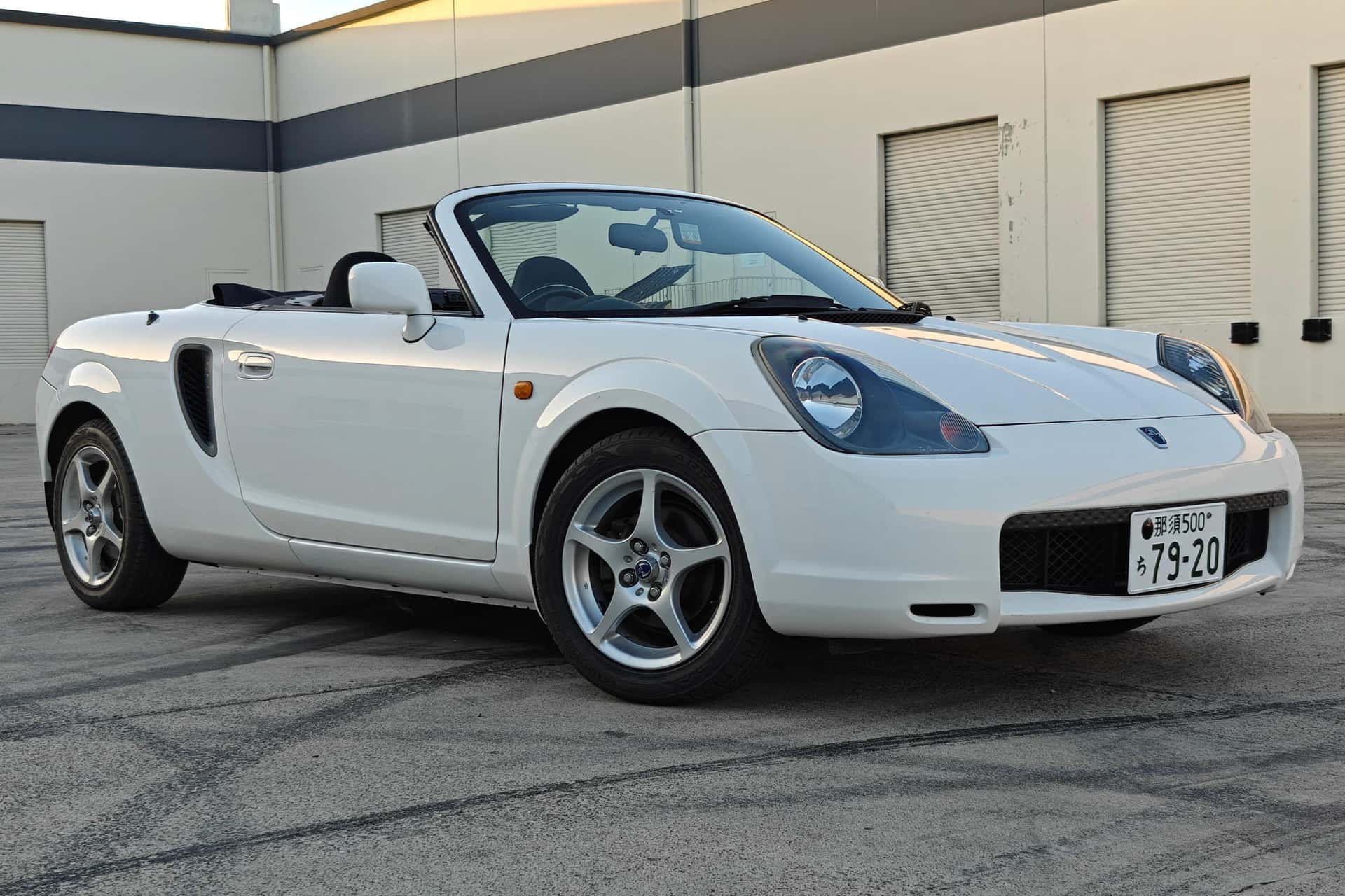 1999 Toyota MR2 Spyder sold for $9,500
