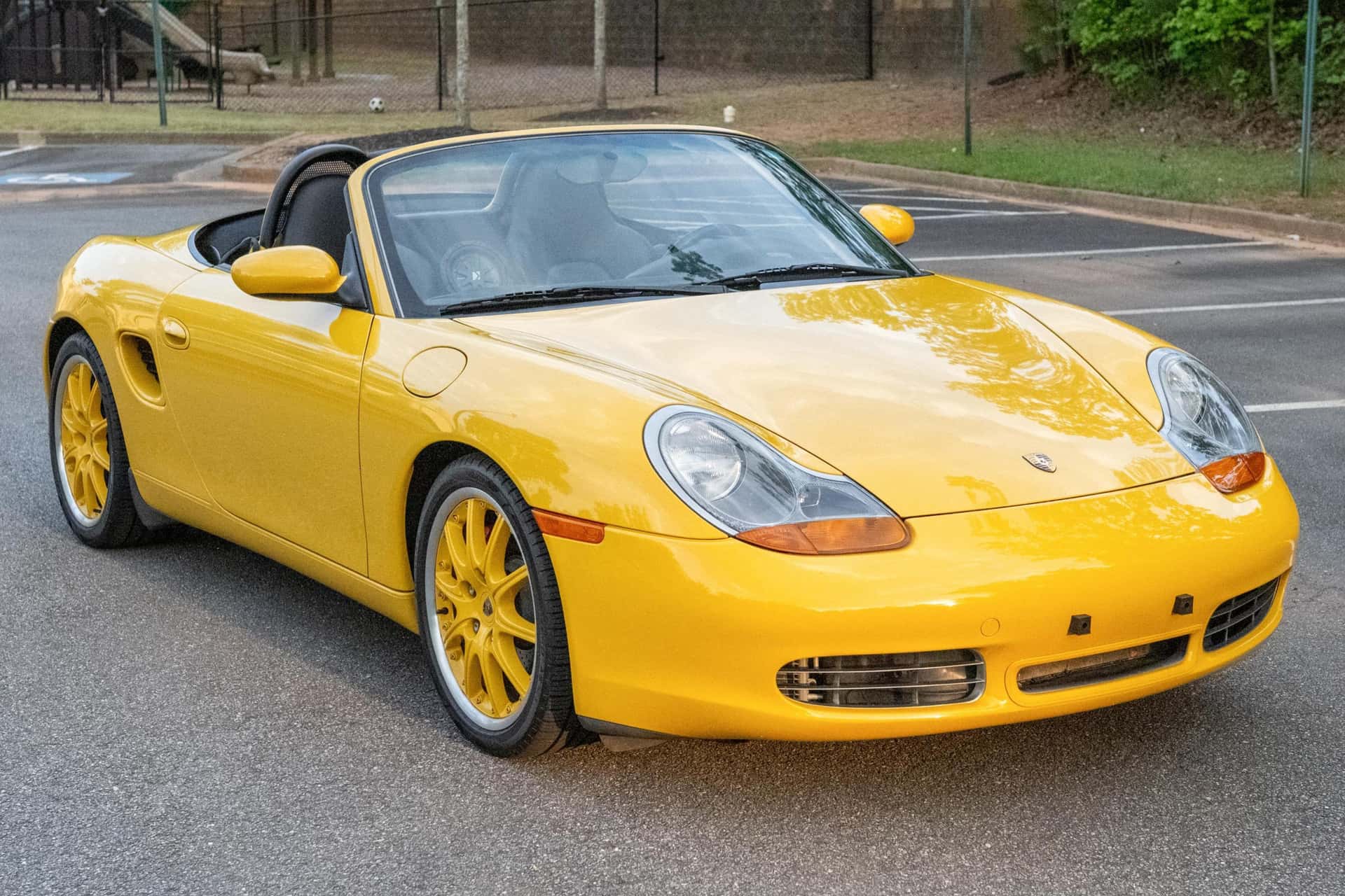 2011 Porsche 986 Boxster sold for $20,000