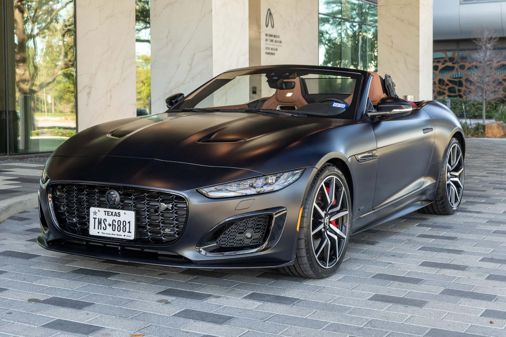 2024 Jaguar F-Type sold for $80,000