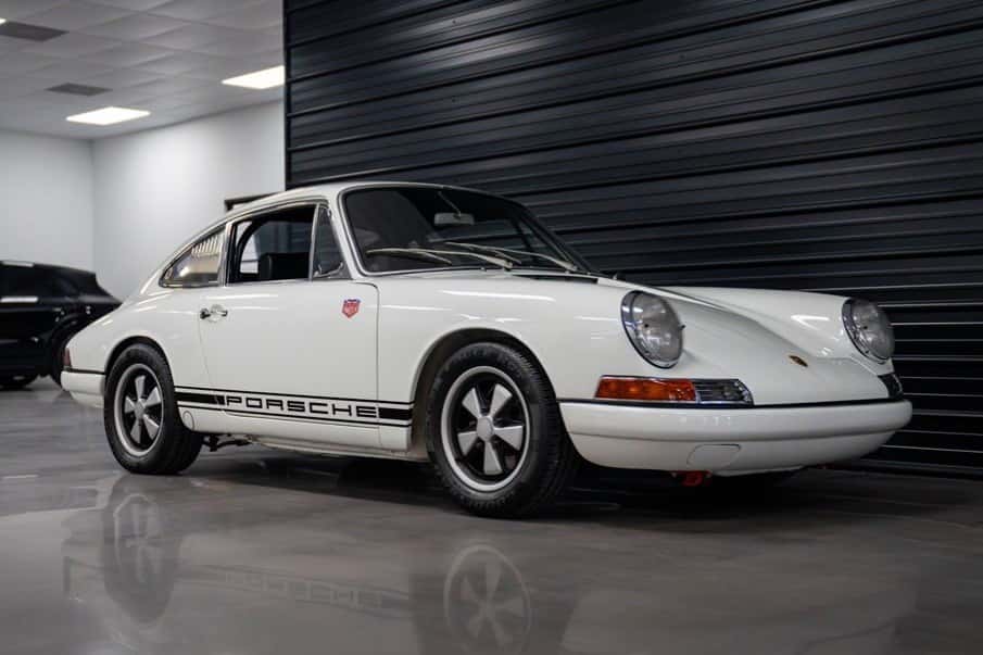 1966 Porsche SWB 911 (1965-1968) sold for $106,500