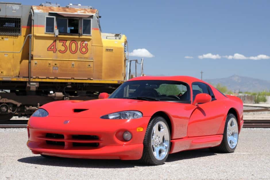 2001 Dodge Viper SR II (1996-2002) sold for $87,000