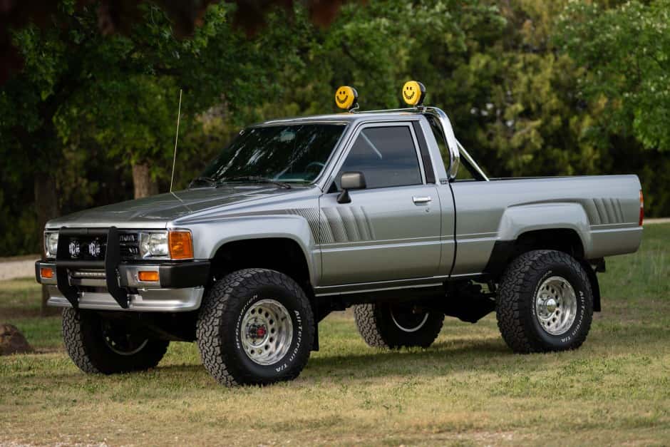 1988 Toyota Pickup (N50/N60/N70 1984-1988) sold for $55,555
