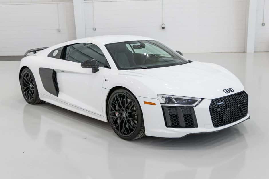 2017 Audi R8 (Type 4S) sold for $161,000