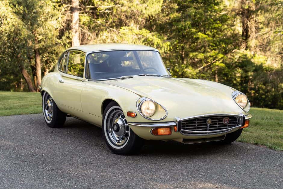 1972 Jaguar XKE Series III sold for $36,999