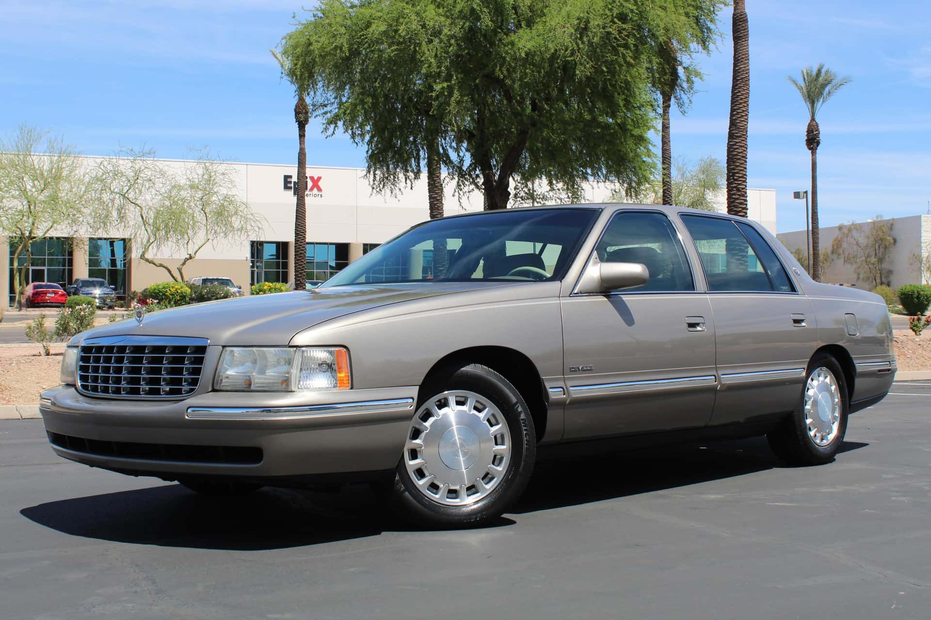1999 Cadillac DeVille sold for $4,899