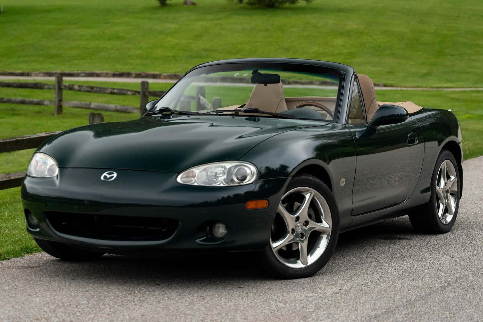 2001 Mazda NB Miata sold for $16,500