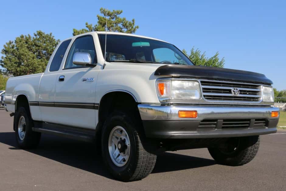 1995 Toyota T100 sold for $17,250
