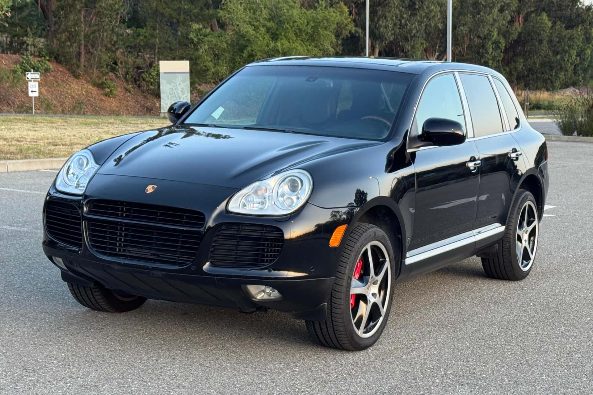 2006 Porsche Cayenne sold for $10,300