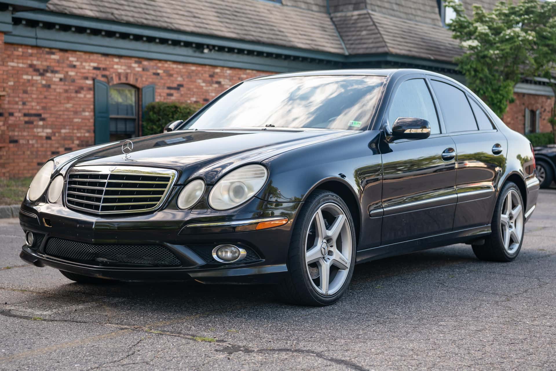2009 Mercedes-Benz E-Class sold for $6,000