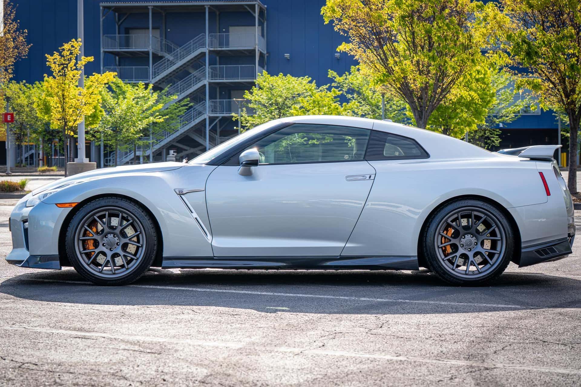 2018 Nissan R35 GT-R sold for $124,000