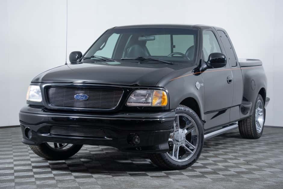 2000 Ford F-150 (1997-2004) sold for $35,000