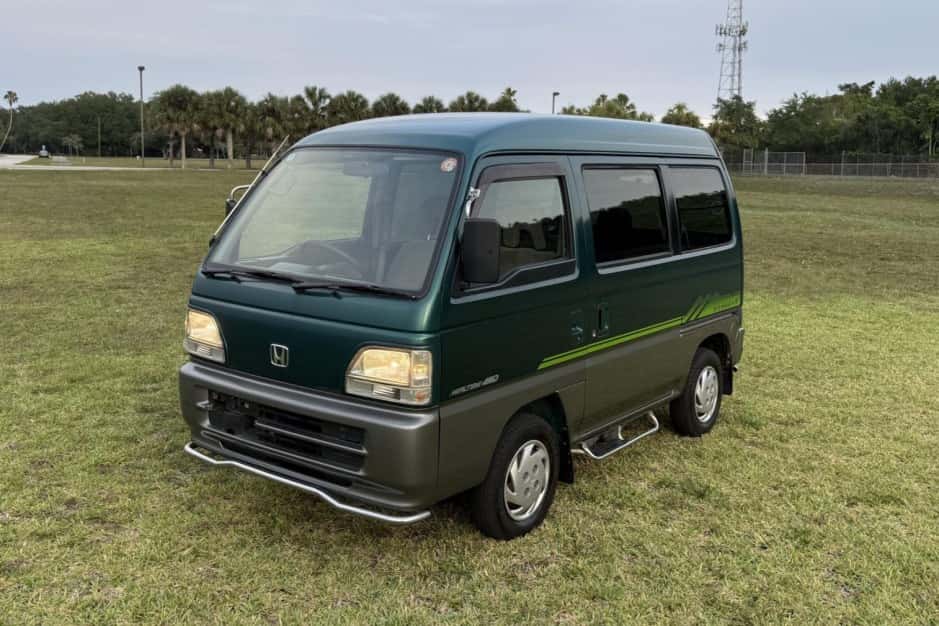 1997 Honda Acty sold for $10,750