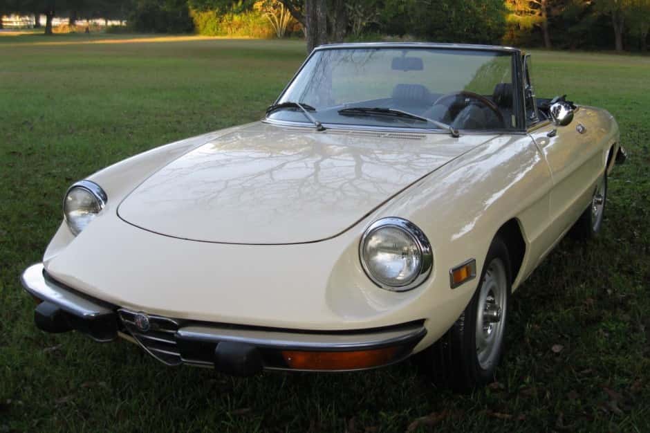 1973 Alfa Romeo 105/115 Spider Series 2 sold for $17,750