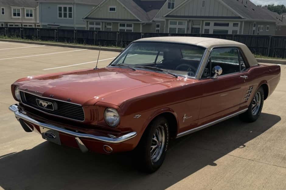 1966 Ford Mustang 1964.5-1966 sold for $16,050