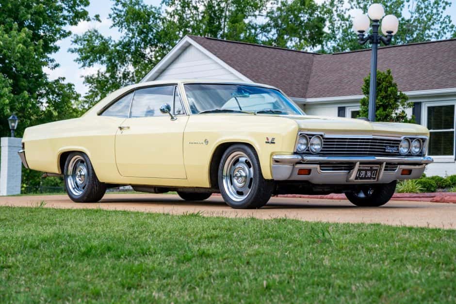 1966 Chevrolet Impala (1965-1970) sold for $25,000