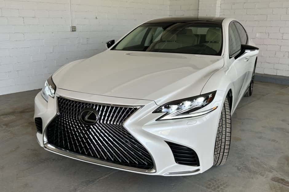 2018 Lexus XF50 LS sold for $46,250