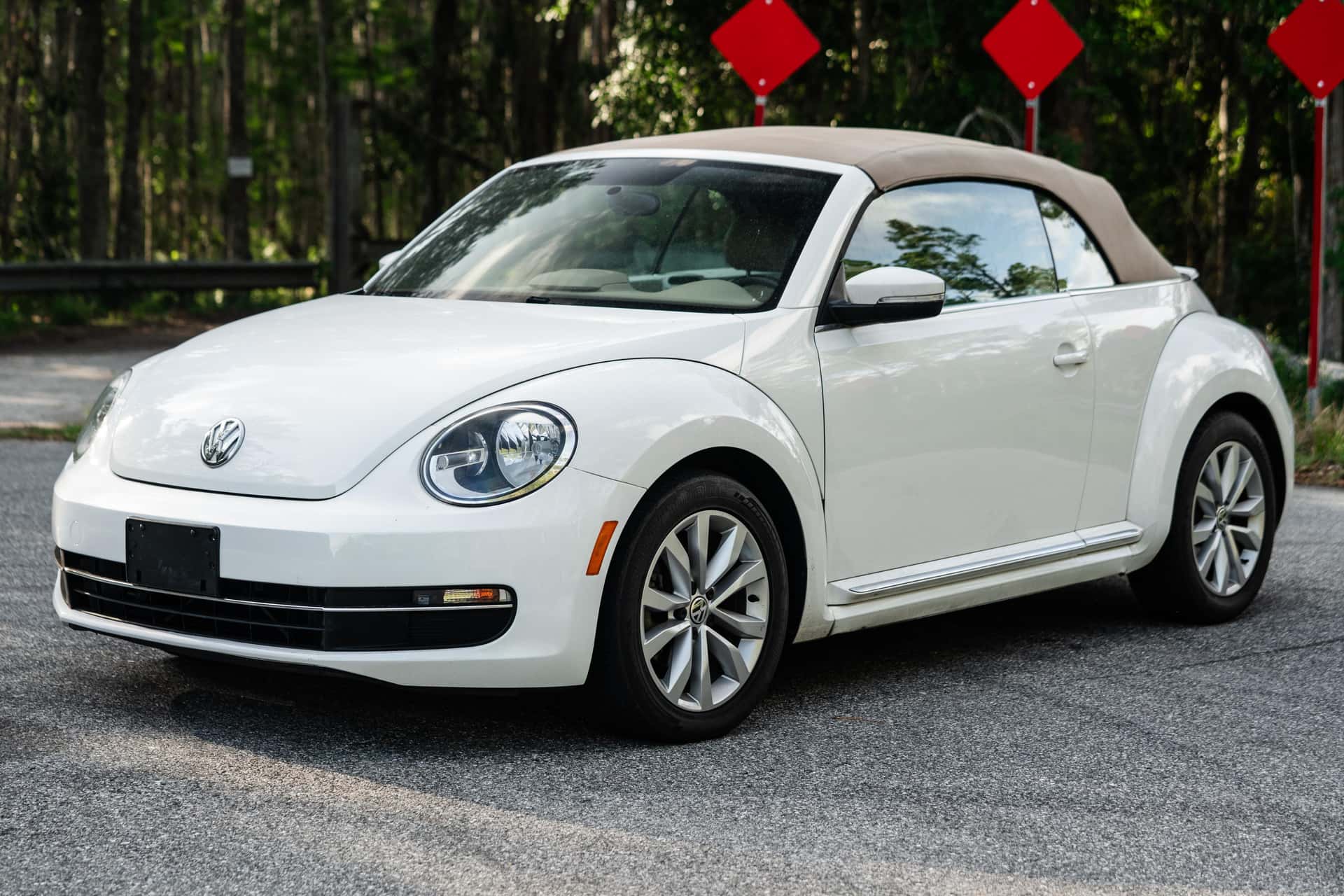 2013 Volkswagen Beetle sold for $8,200