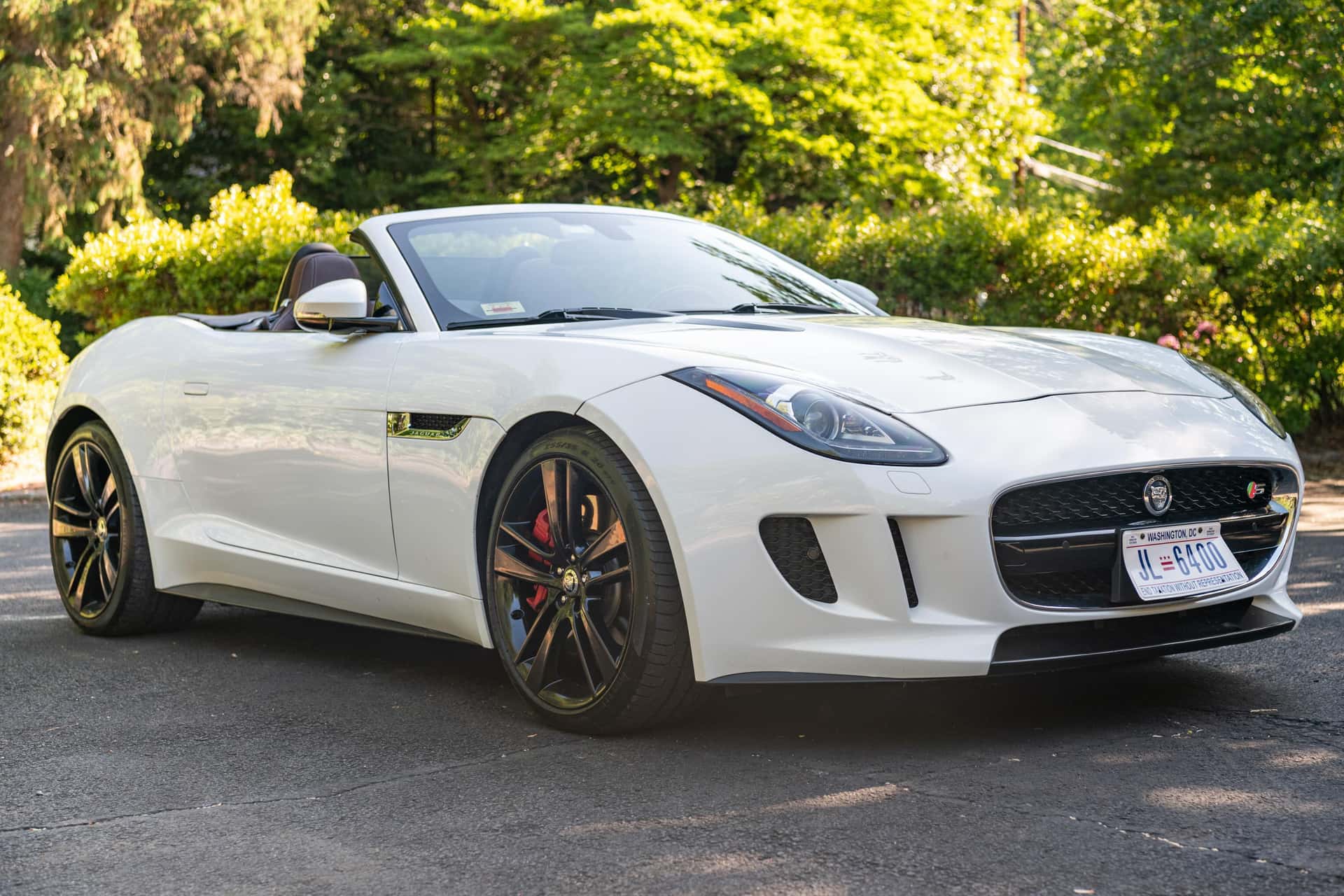2014 Jaguar F-Type sold for $44,000