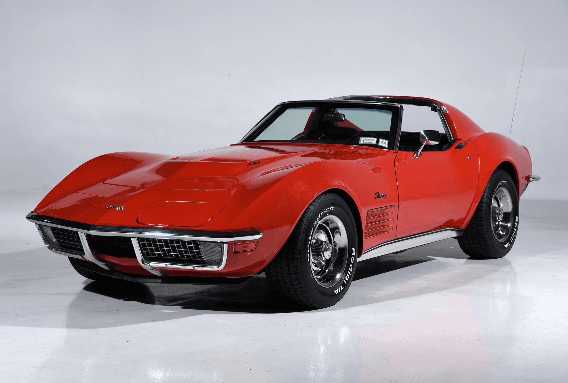 1971 Chevrolet Corvette sold for $32,500