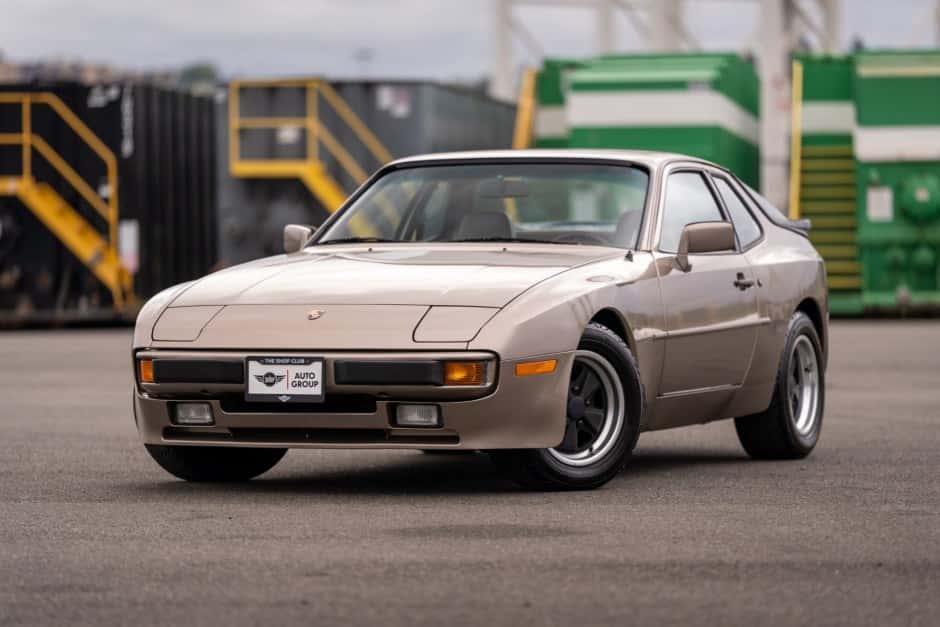 1983 Porsche 944 sold for $16,250