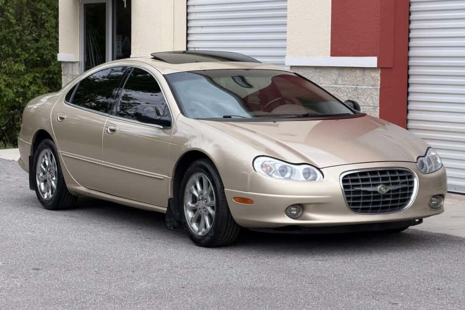 2001 Chrysler sold for $4,300