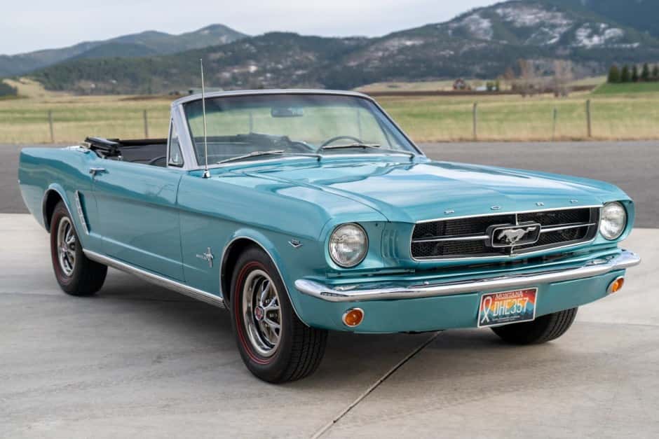 1965 Ford Mustang 1964.5-1966 sold for $33,500