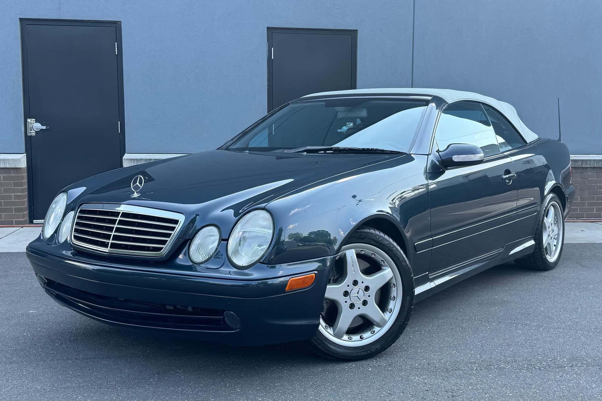 2002 Mercedes-Benz CLK AMG sold for $13,555