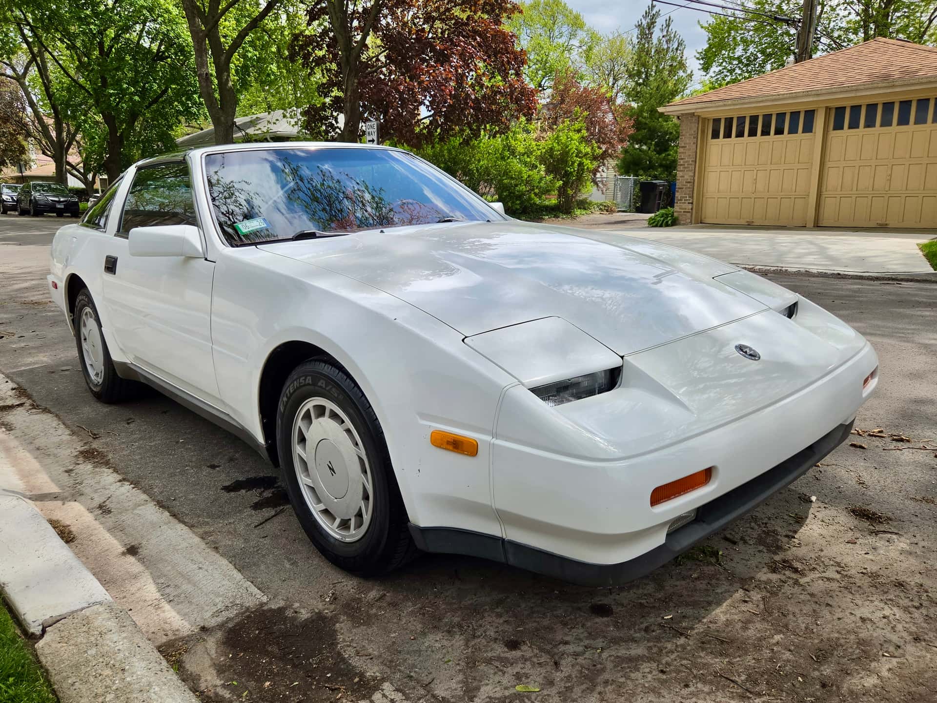 1989 Nissan 300ZX sold for $9,000