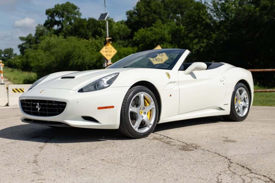 2013 Ferrari California sold for $88,000