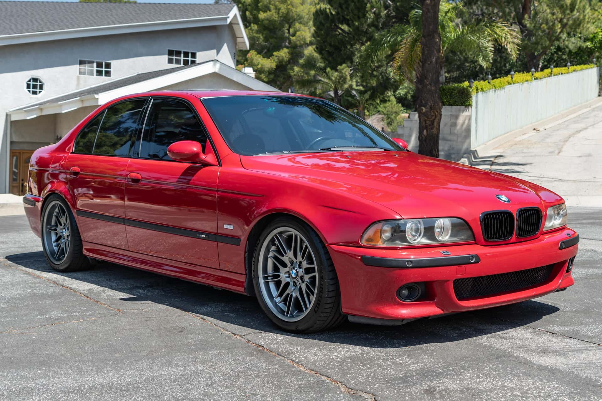 2003 BMW E39 M5 sold for $31,000