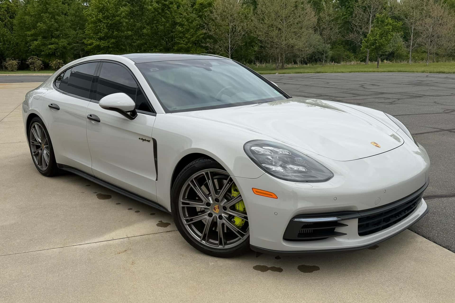 2018 Porsche Panamera sold for $35,251