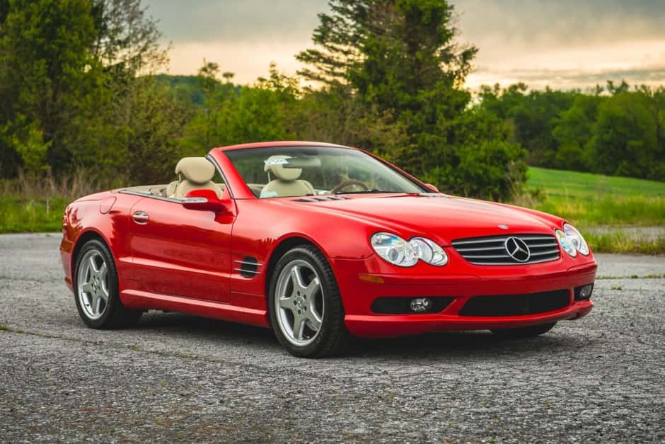 2003 Mercedes-Benz R230 SL sold for $18,888