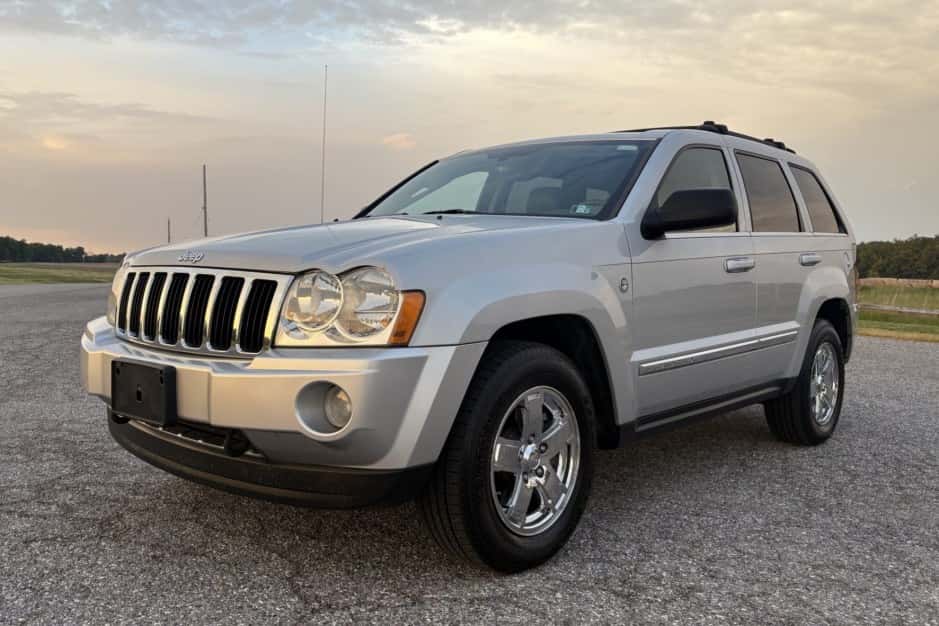2007 Jeep WK Grand Cherokee sold for $9,750