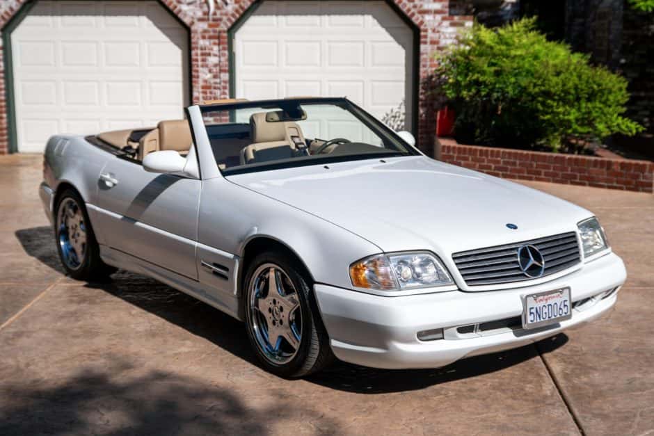 1999 Mercedes-Benz R129 SL sold for $11,111