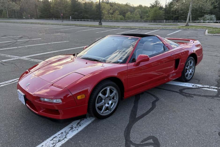 1996 Acura NSX NA1 sold for $90,000
