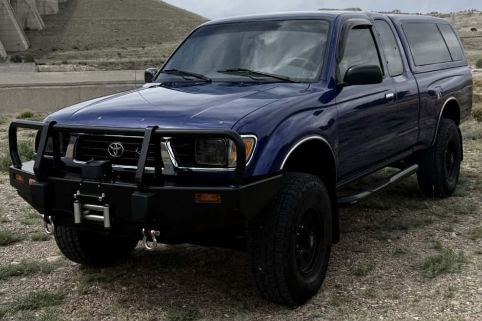 1997 Toyota Tacoma (N1X0 1995-2005) sold for $23,000
