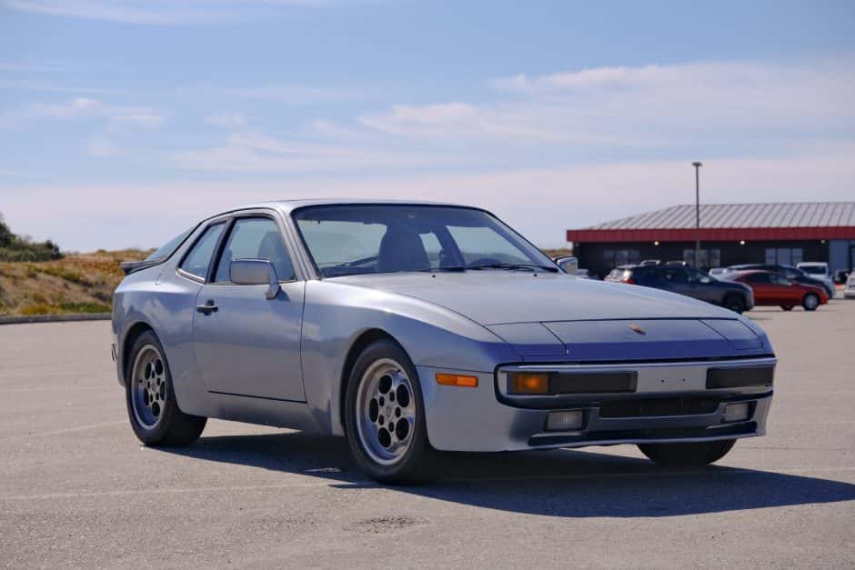 1985 Porsche 944 sold for $5,250