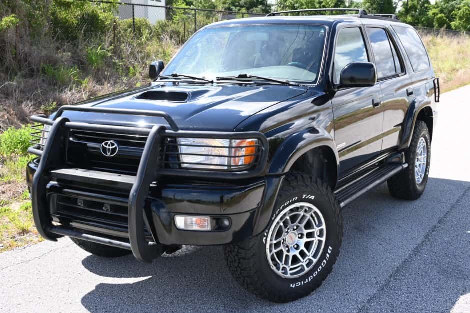 2002 Toyota 4Runner (N180) sold for $12,500
