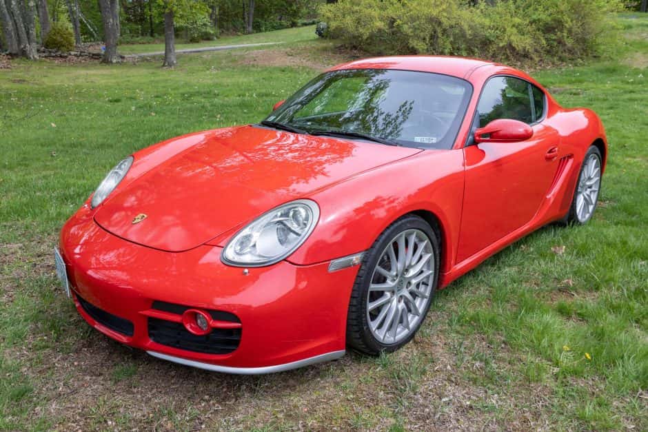2006 Porsche 987 Cayman sold for $22,987