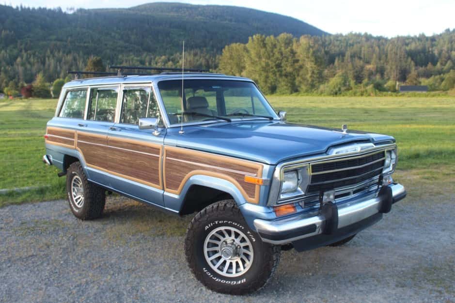 1991 Jeep SJ Grand Wagoneer sold for $47,500