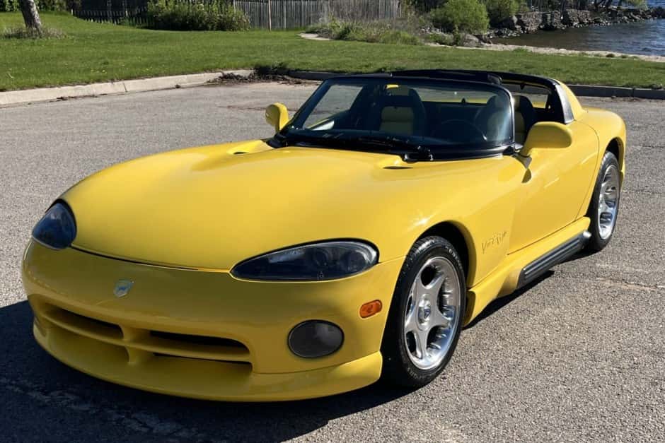 1995 Dodge Viper SR I (1992-1995) sold for $37,001